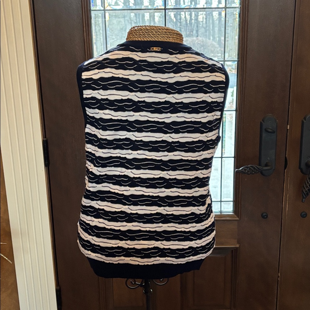 St. John Navy and White Patterned Sweater Vest - Picture 2 of 8